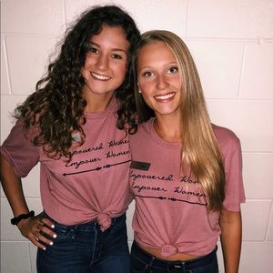 Meet your Posher, Caitlin